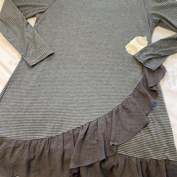 Altar’d State | long sleeve striped ruffled dress Sz L - Picture 4 of 10